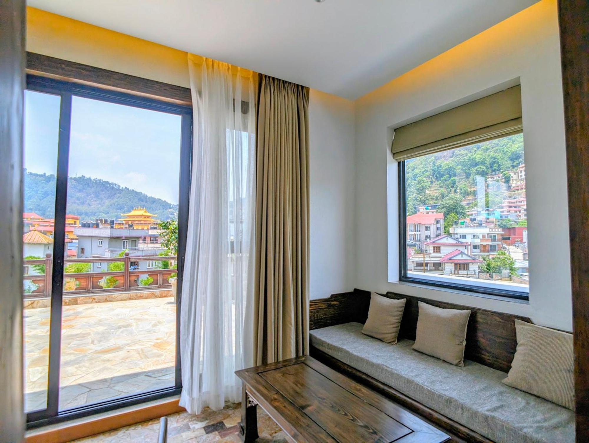 Uma Residence And Suites Kathmandu Esterno foto