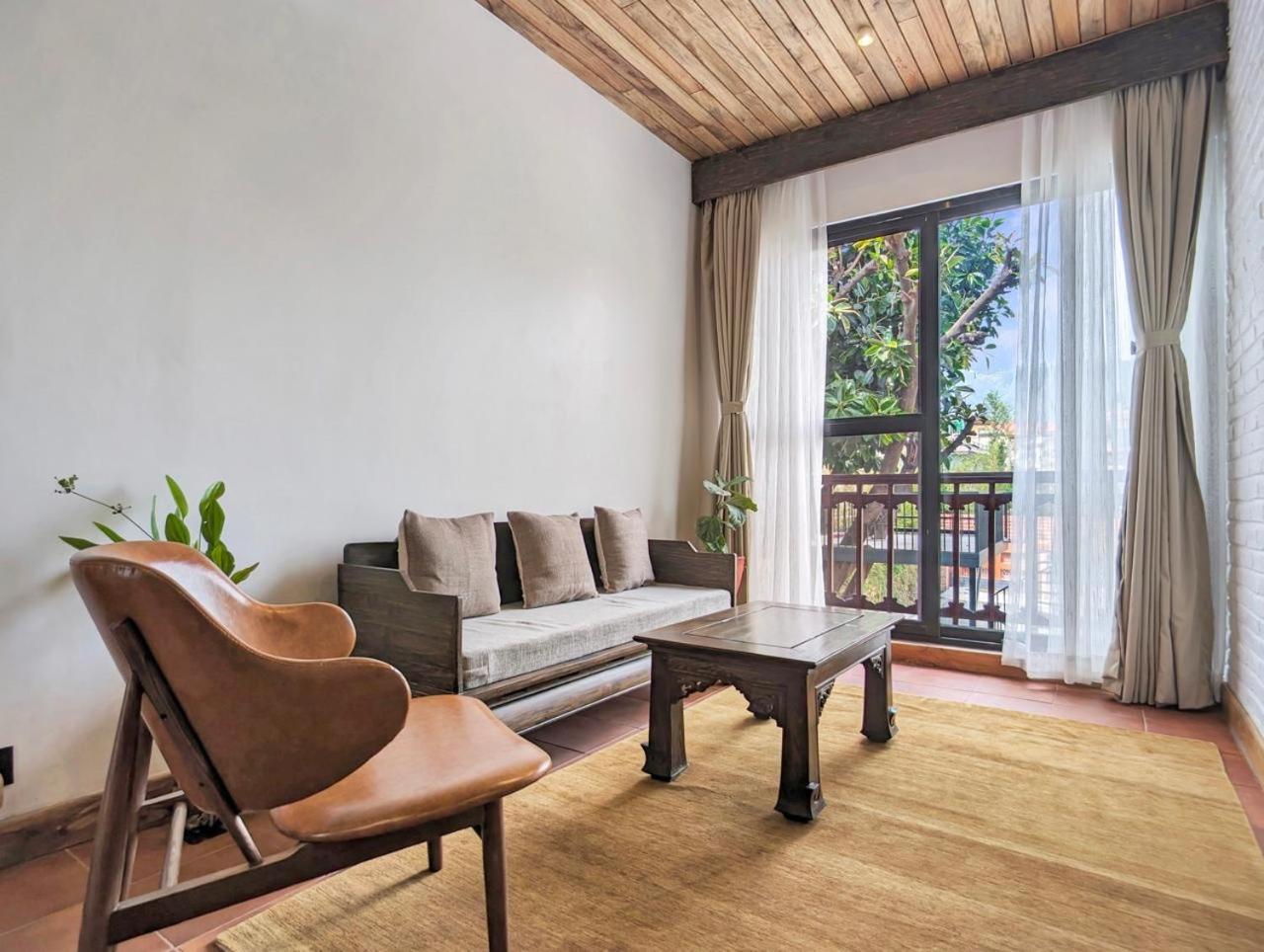 Uma Residence And Suites Kathmandu Esterno foto