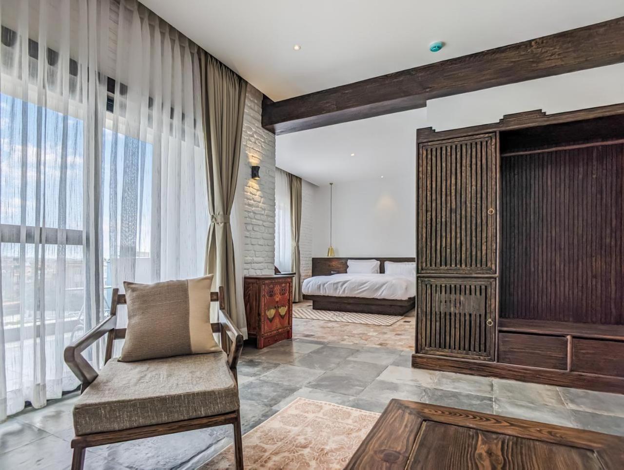 Uma Residence And Suites Kathmandu Esterno foto