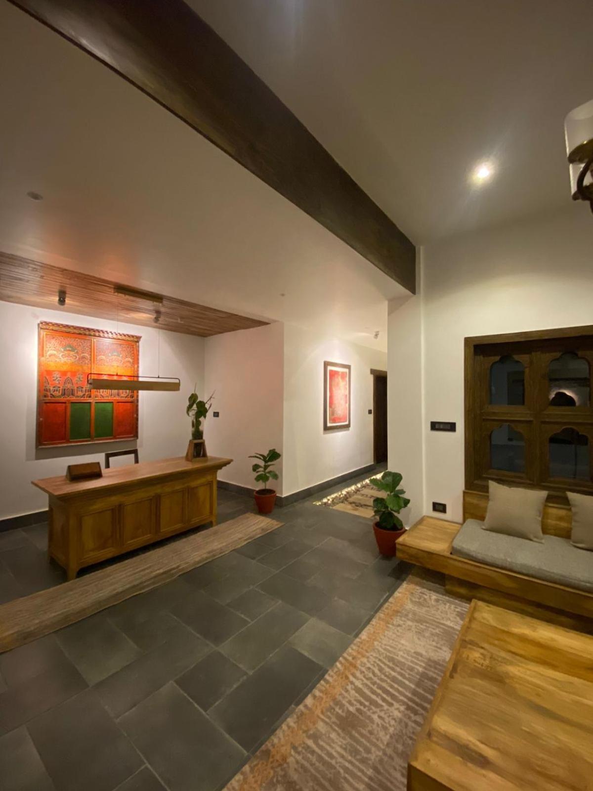 Uma Residence And Suites Kathmandu Esterno foto